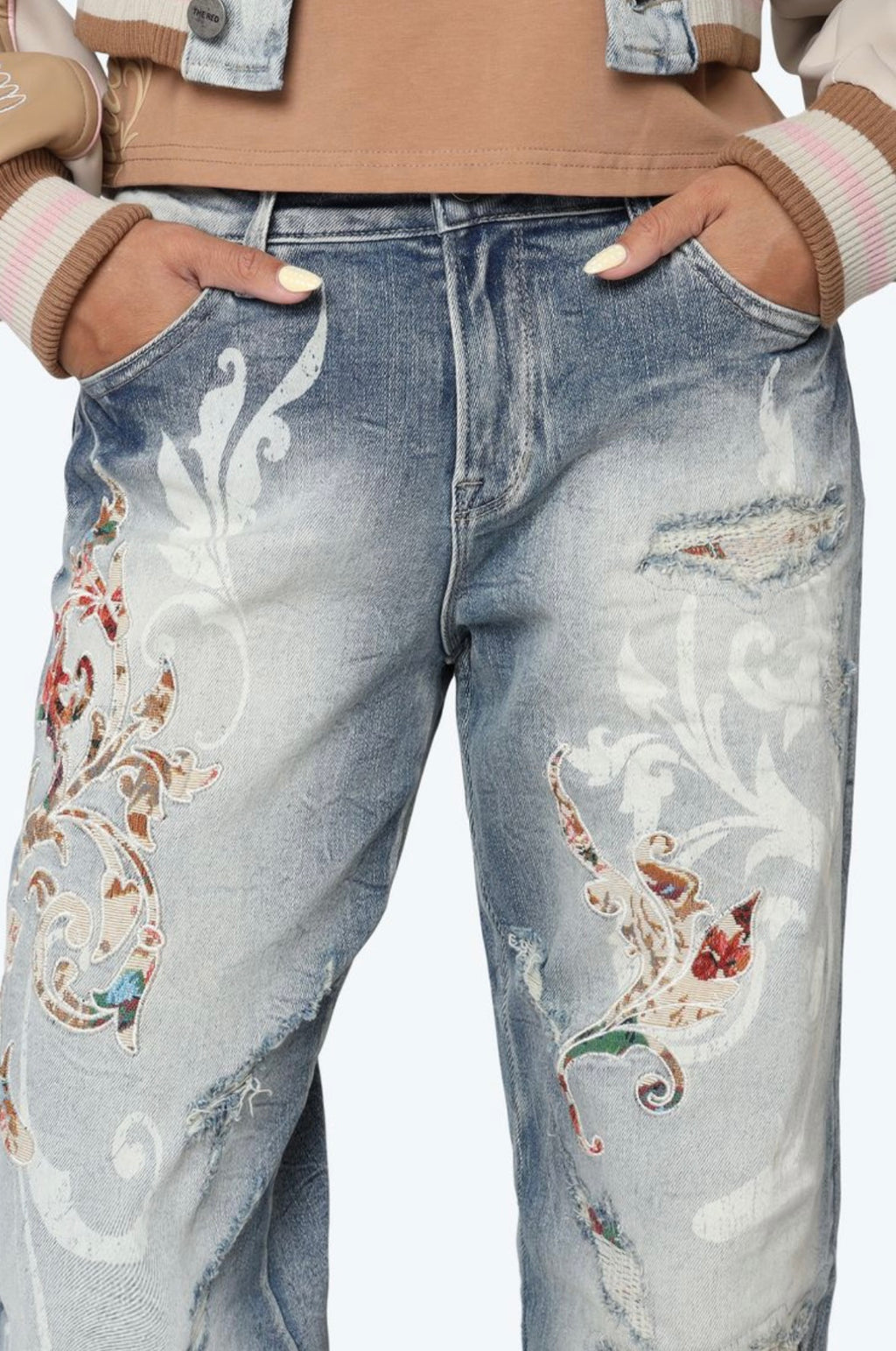 Embroidery Flare Jeans
