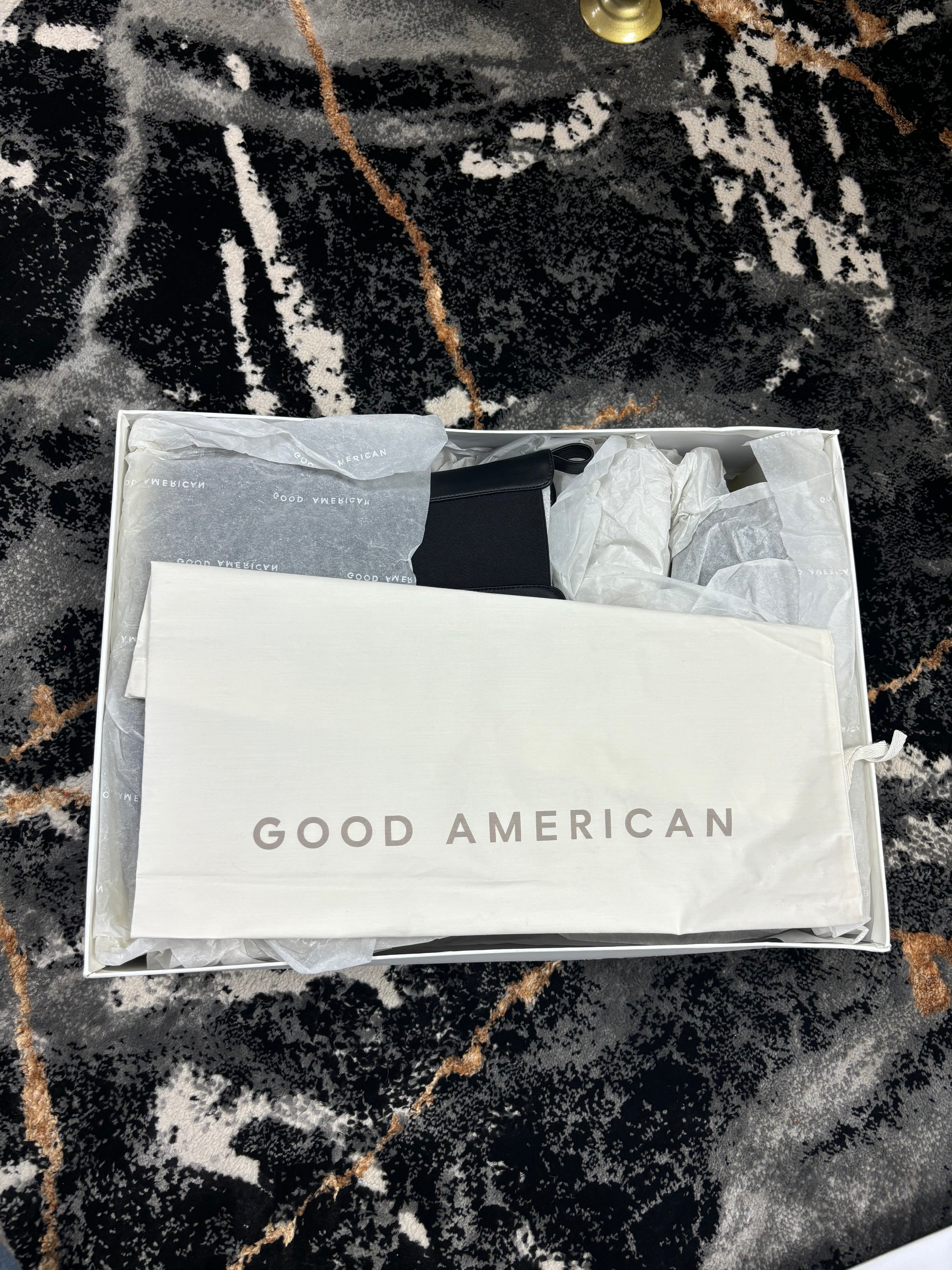 Good American Boots Size 6 Woman’s